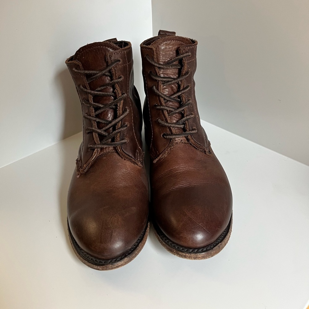 Vintage brand Size 8 leather boots Made in USA